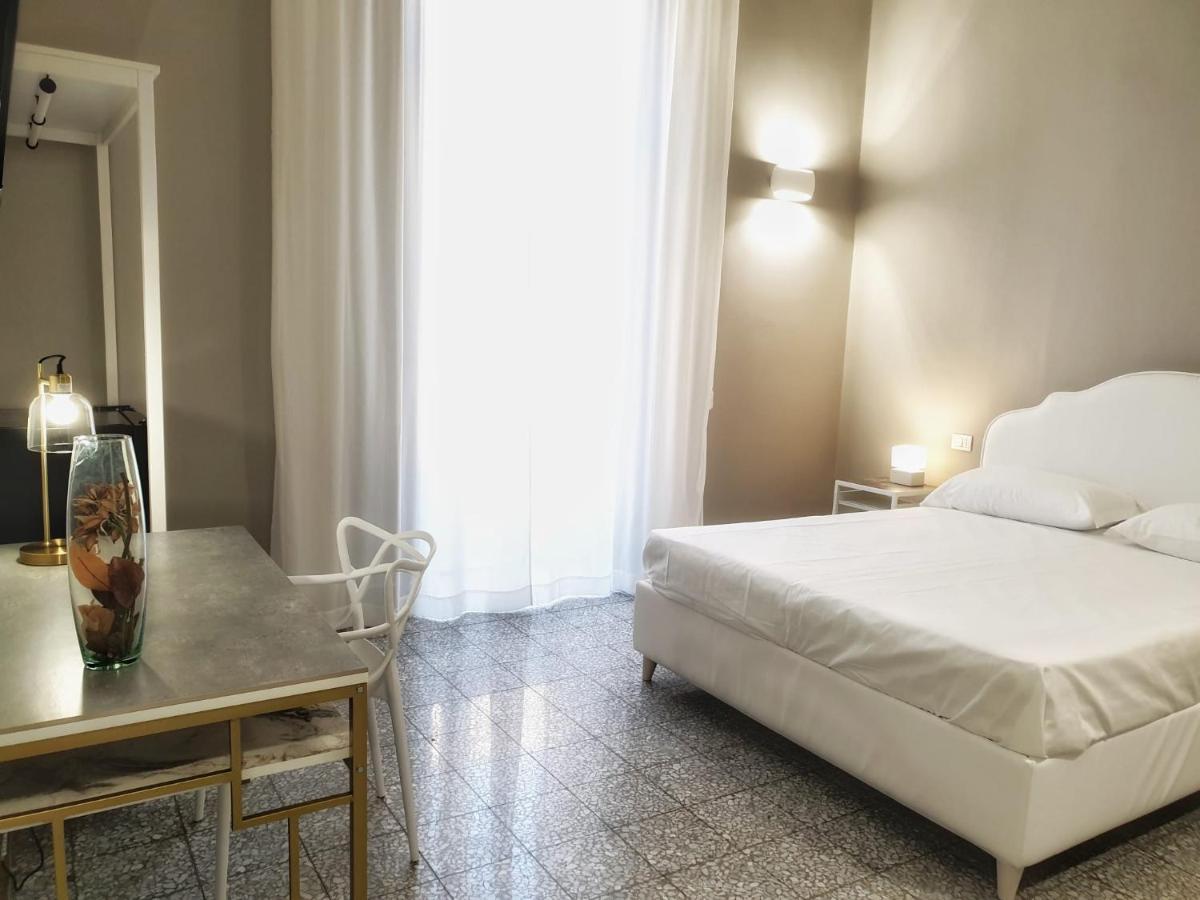 Palazzo La Piana Rooms カターニア エクステリア 写真