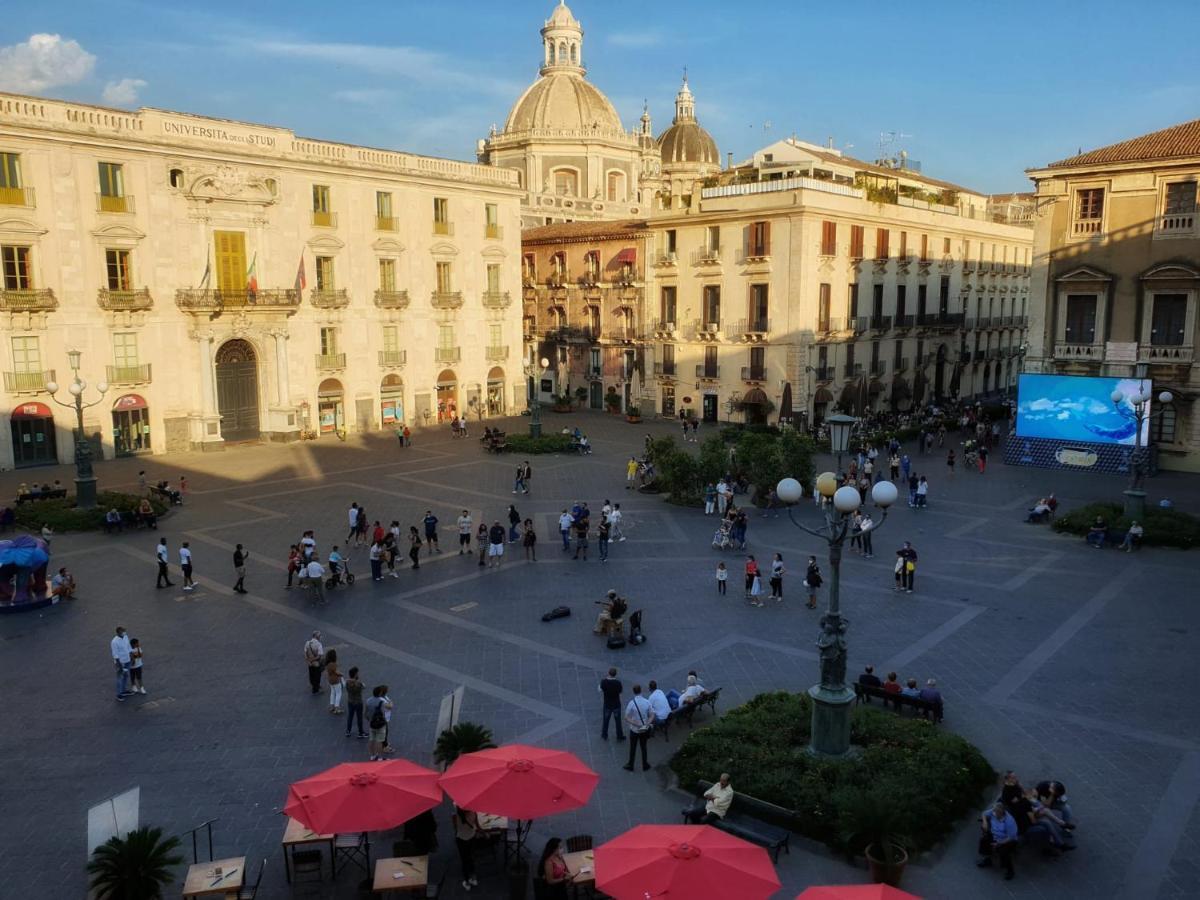 Palazzo La Piana Rooms カターニア エクステリア 写真